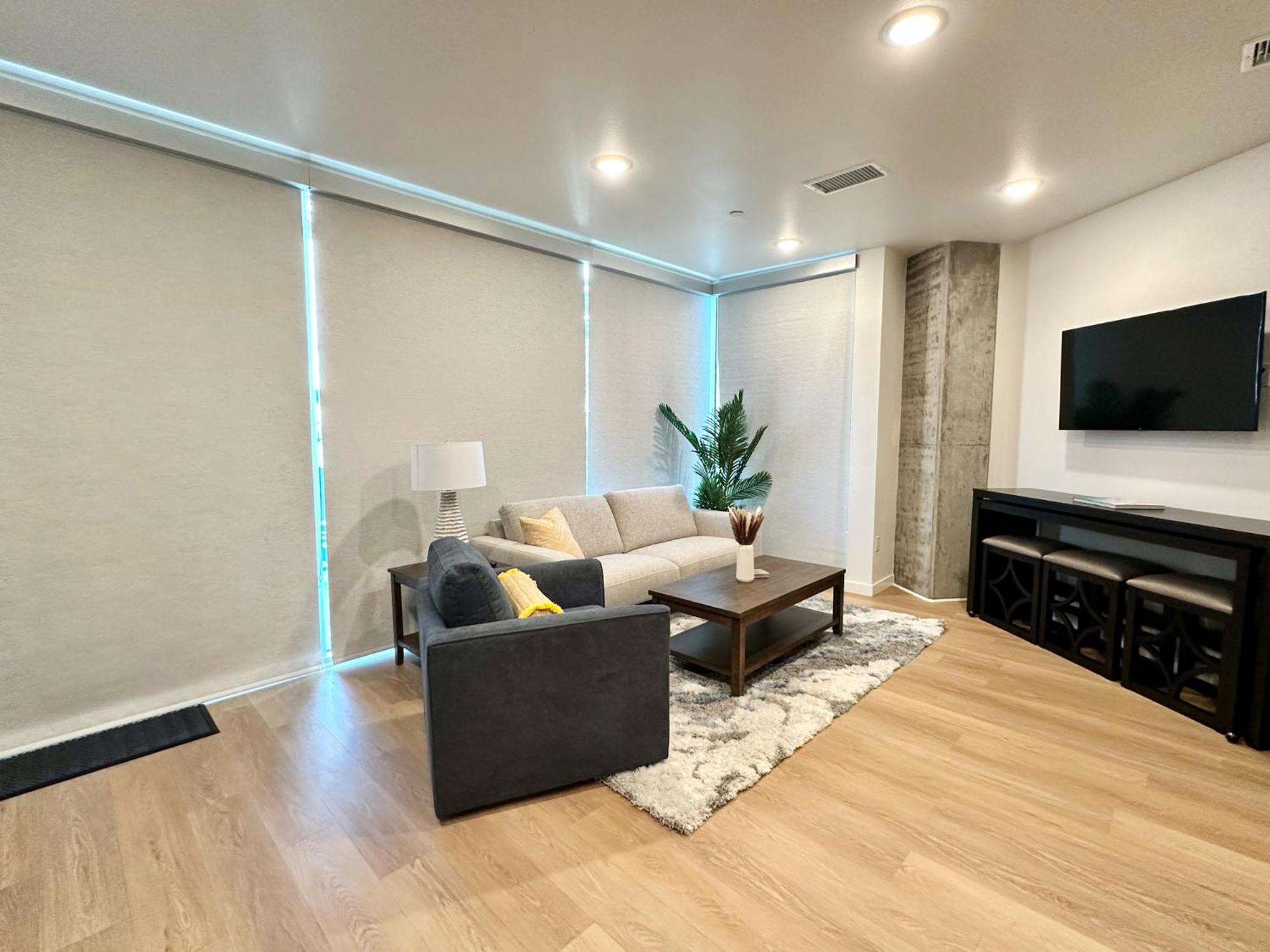 Nimitz Crossing Luxury Residences San Diego Exterior photo